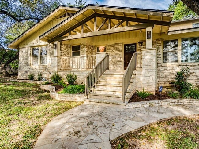Photo - 404 Almarion Dr
