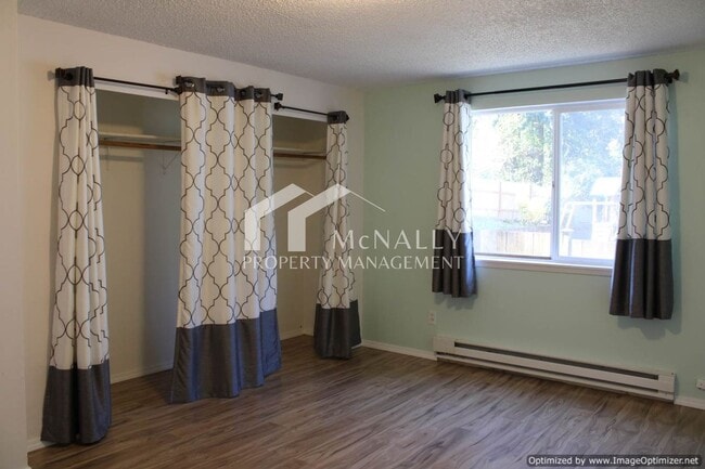 Photo - 3 Bedroom Port Orchard Rambler on a Cul-de...