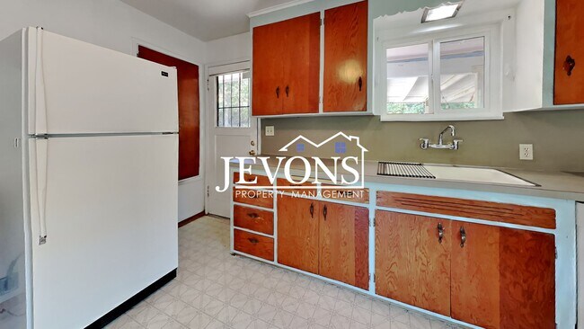 Photo - Move-In Ready Gem in Seattle