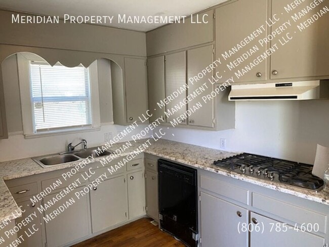 Photo - 2420 30th St