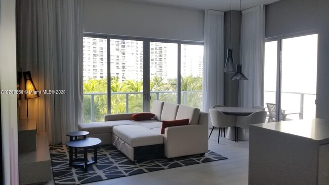 Building Photo - 4010 S Ocean Dr Unit R301 Rental