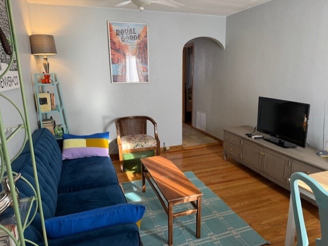 Building Photo - 1808 Grove St Unit 1808 Grove St