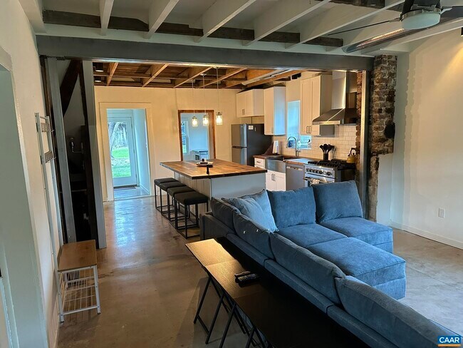 Photo - 8817 Mission Home Rd