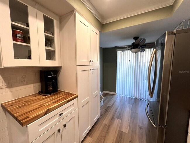 Photo - 5205 Wedgewood Ln Unit 15