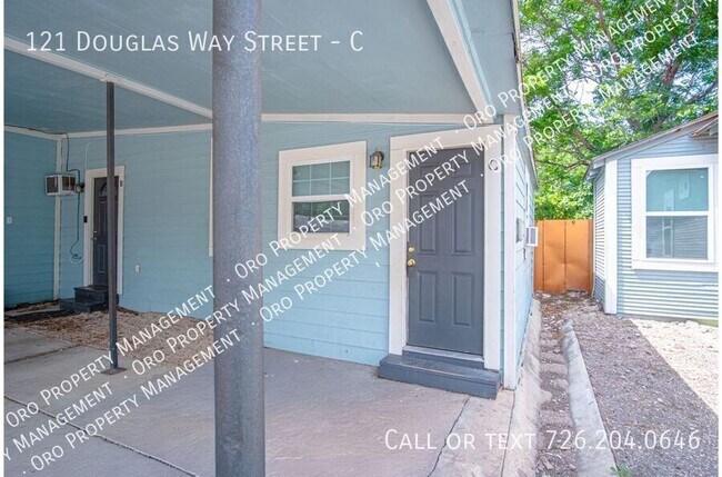 121 Douglas Way St Unit C