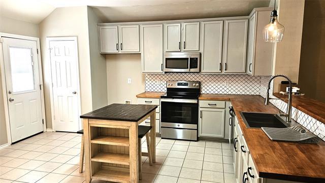 Photo - 4620 Wolf Ridge Way