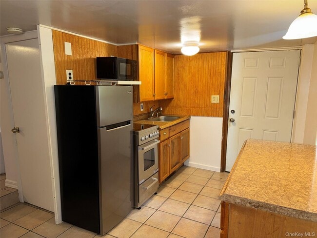 Photo - 198 Kings Ferry Rd