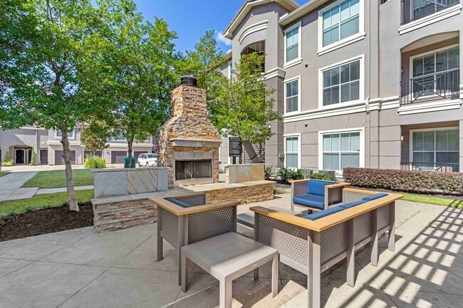 Photo - Gables Metropolitan Uptown