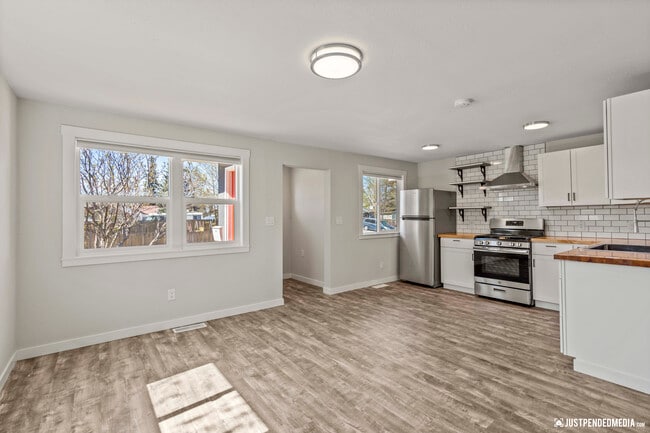 Photo - 1031 Juneau St Unidad 1031