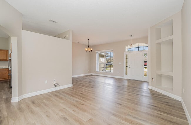 Photo - 328 Hammonton St SW