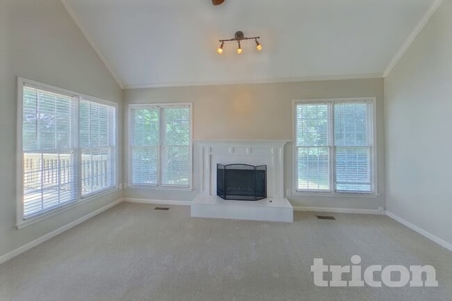 Photo - 1260 Castle Pointe Ln