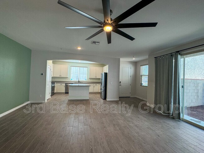 Photo - 1823 N 209th Ave