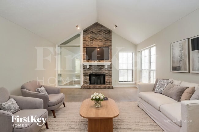 Photo - 4496 Braemar Dr