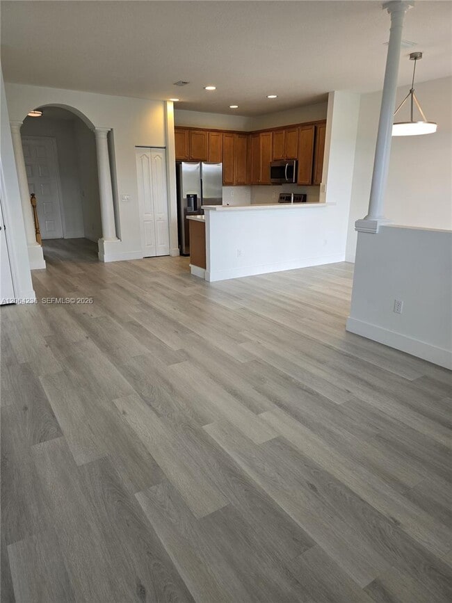 Photo - 331 River Bluff Ln
