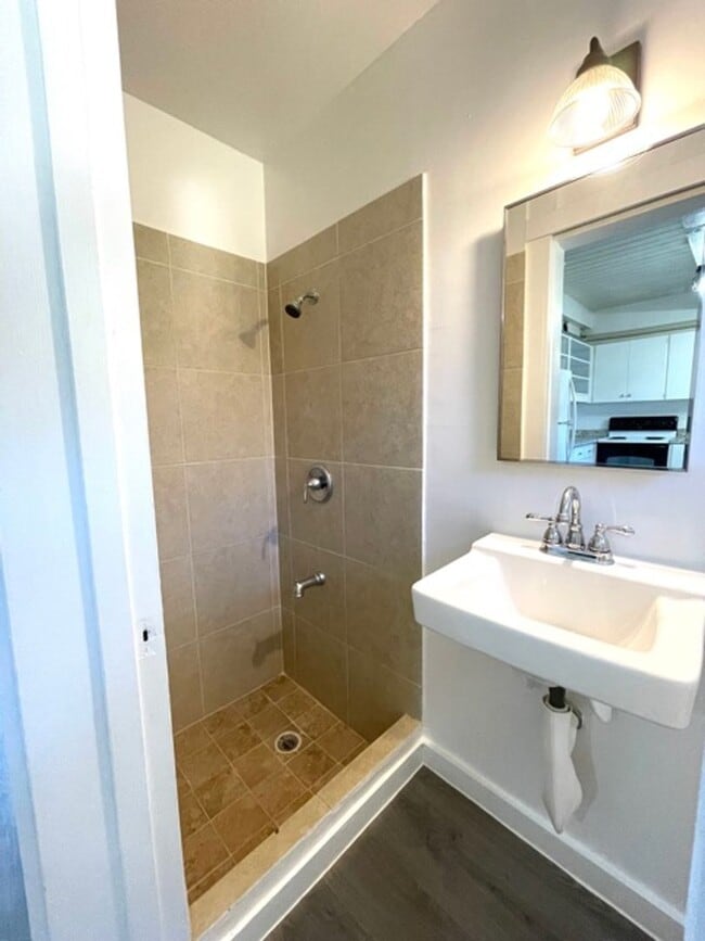 Photo - 2 Bedroom, 2 Bathroom, 1 Parking (Tropic G...