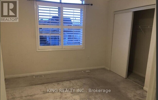 Photo - 74 Veterans Drive