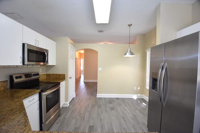 Photo - 17150 NW 11th St