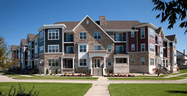 Building Photo - 2 Bedroom, New Building, Handicap Friendly. Unit 325