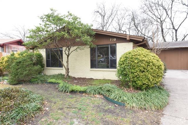 Building Photo - 730 Greenhaven Dr Rental