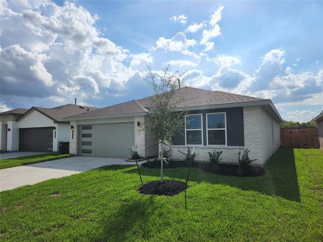 Photo - 7738 Robert Ln