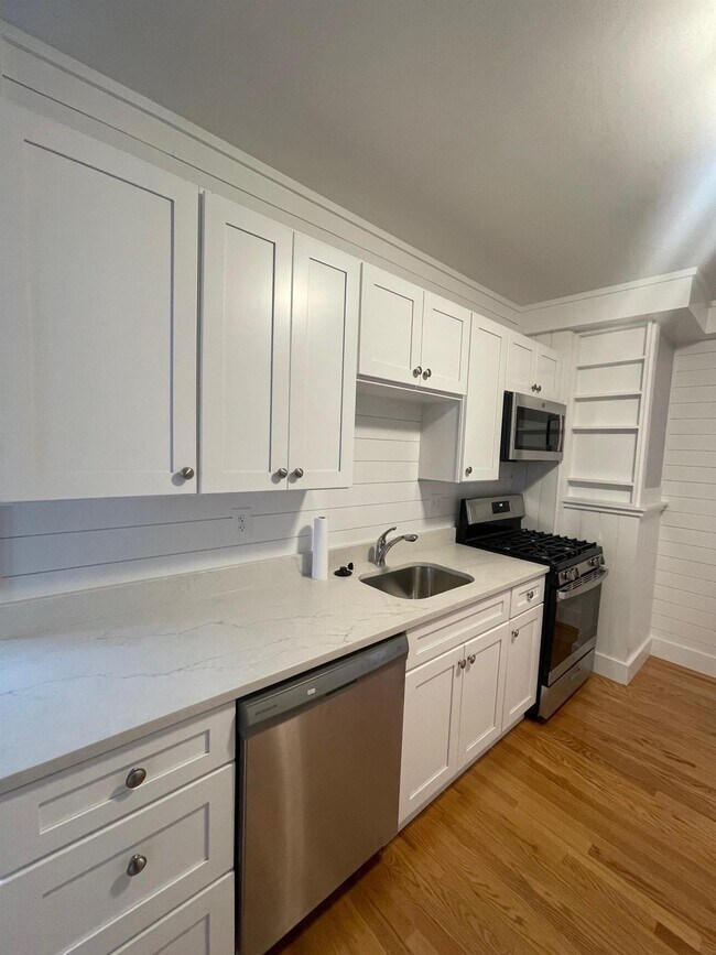 Photo - 545 Somerville Ave Unit 3