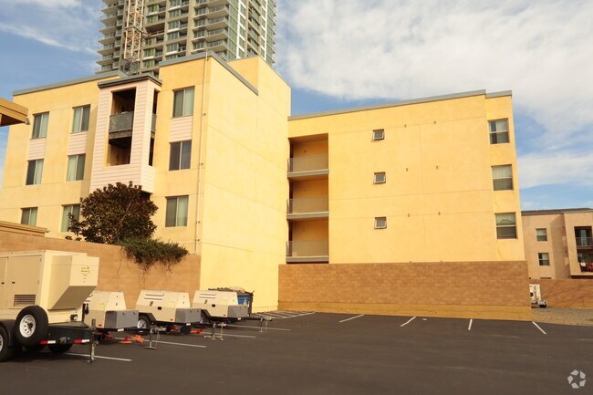 Photo - Lillian Place