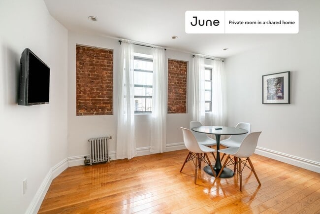 Room in Shared 2 bed/1 bath home in East Village