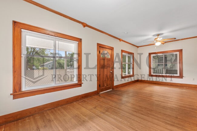 Photo - 719 S Glenn St