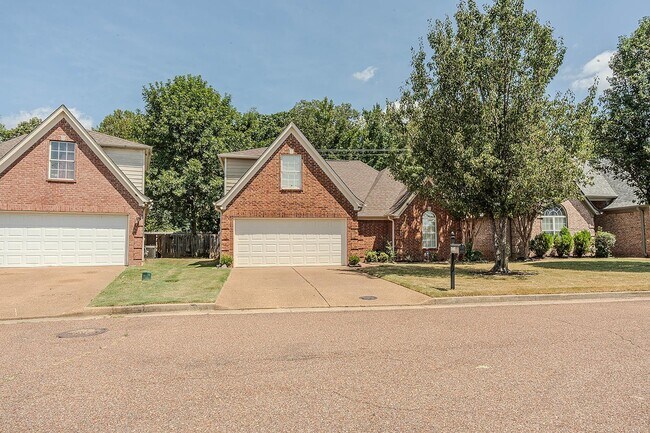 9716 Tucker Creek Cove