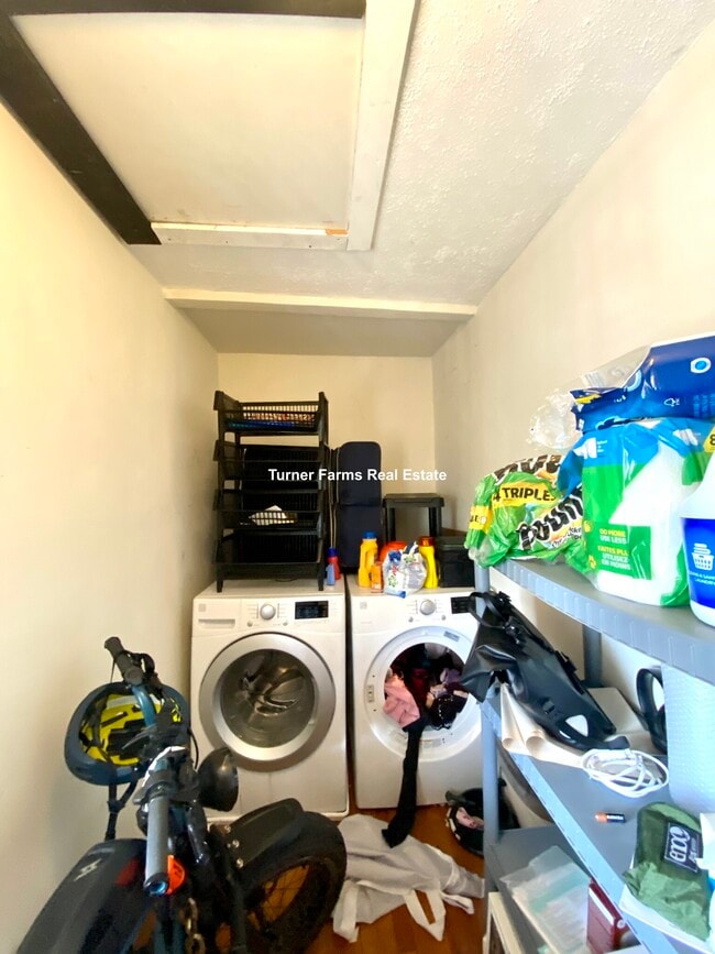 Photo - 12 Logan St Unidad 1