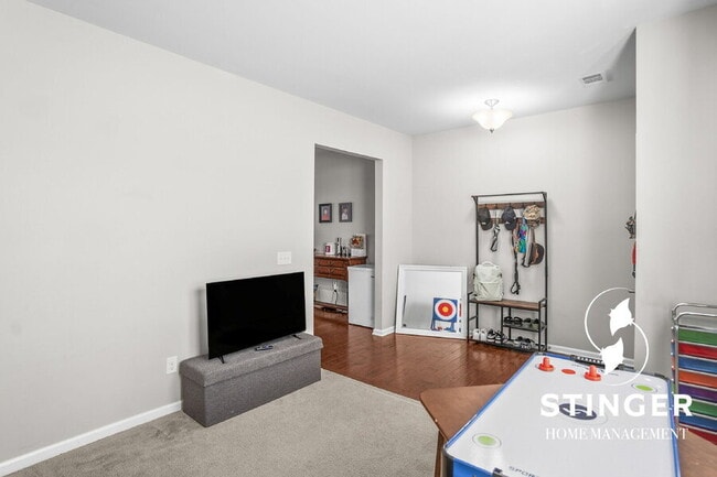 Photo - 12 Tugaloo Dr