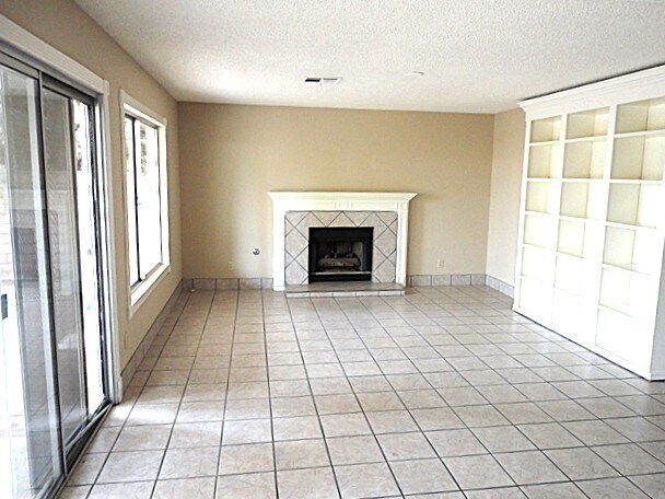 Photo - 2808 Deep Water Cir