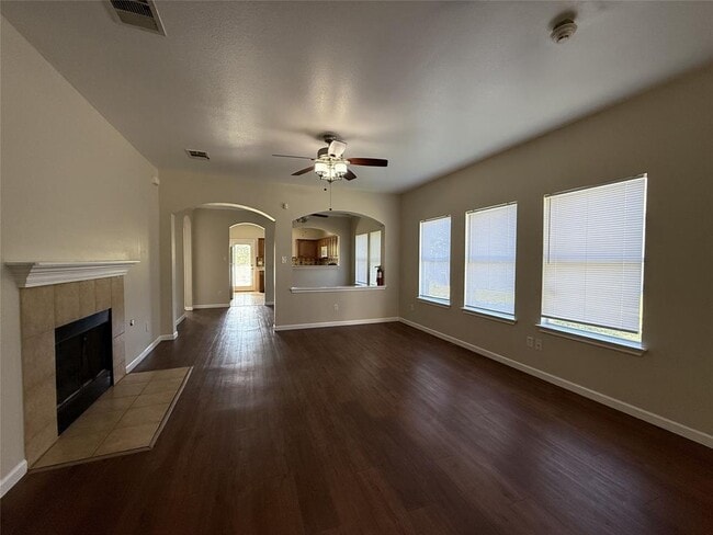 224 Dark Horse Ln