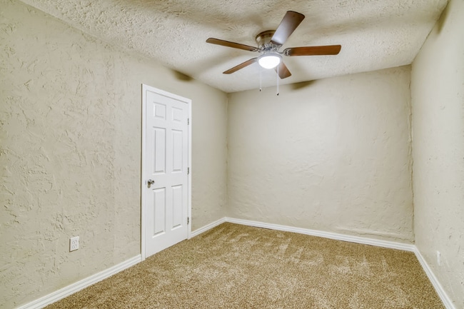 Photo - 2806 MO-76 Unit B1