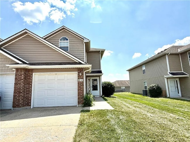 Building Photo - 816 SW Peach Tree Ln Rental