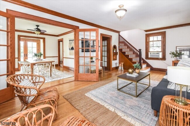 19 Field Rd