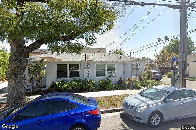 Building Photo - 356 Walnut Ave Unit 356 Walnut Ave Long Beach Rental