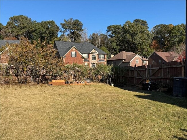 Photo - 352 Plymstock Dr