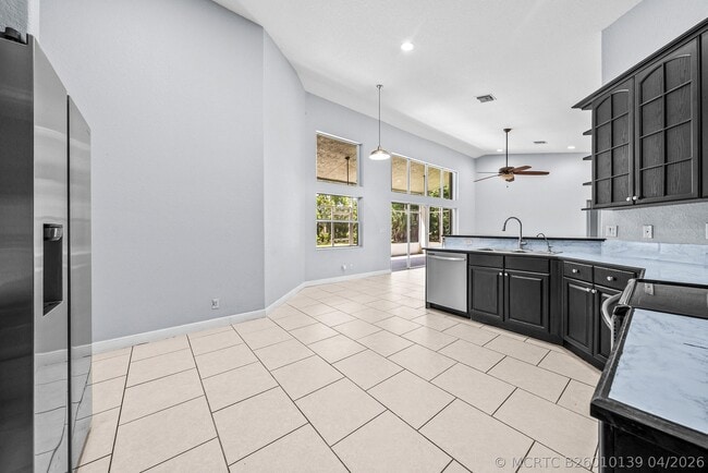 Photo - 16105 Temple Blvd
