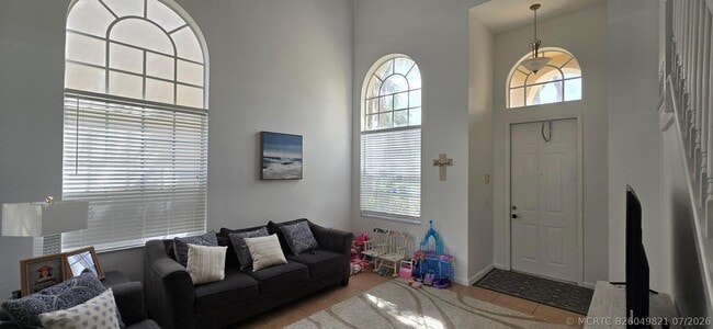 Photo - 9138 Dupont Pl