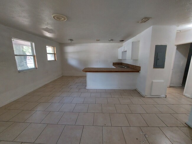 Photo - 7232 Rutledge Pearson Dr