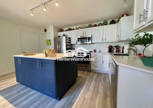 Photo - 10845 Lexington Dr