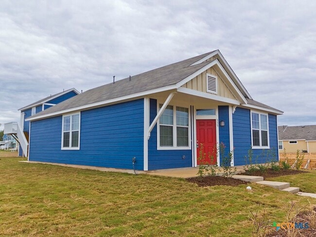 Photo - 335 Rachel St