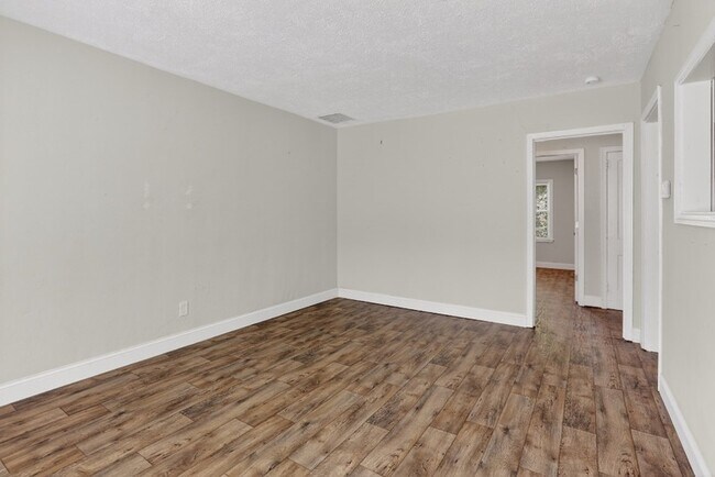 Photo - 1361 Byrere Terrace SW Unit 1