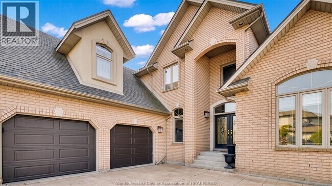 Photo - 380 Shoreview Cir