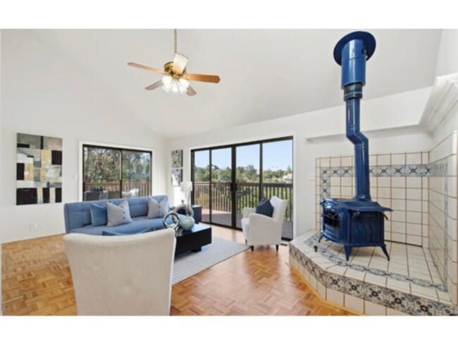 Photo - 3 Bedroom 3 Bathroom for Rent