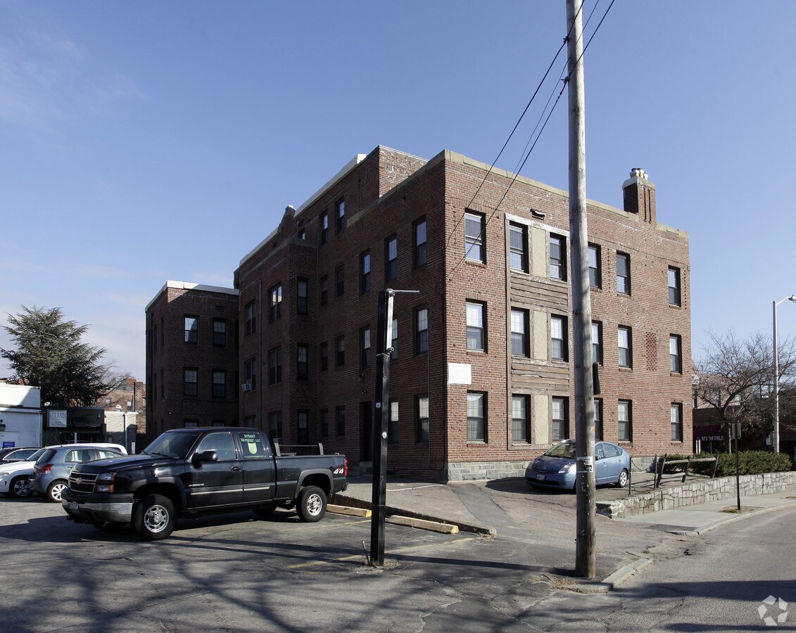 Photo - 196 Wayland Ave