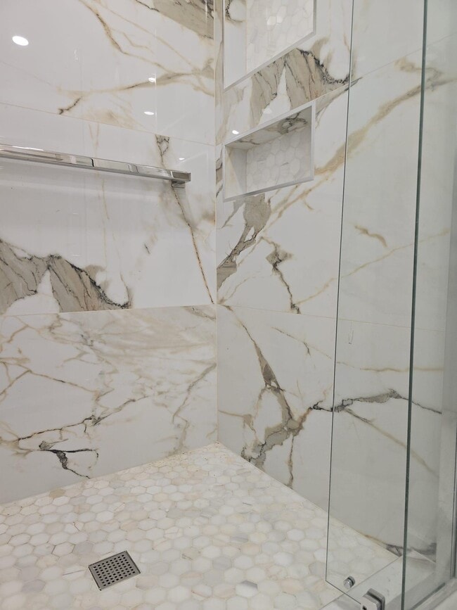 Photo - 215 Normandy Ln Unit 215
