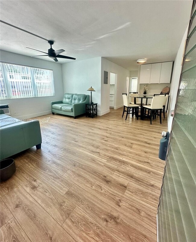 Building Photo - 700 Bayshore Dr Unit 17