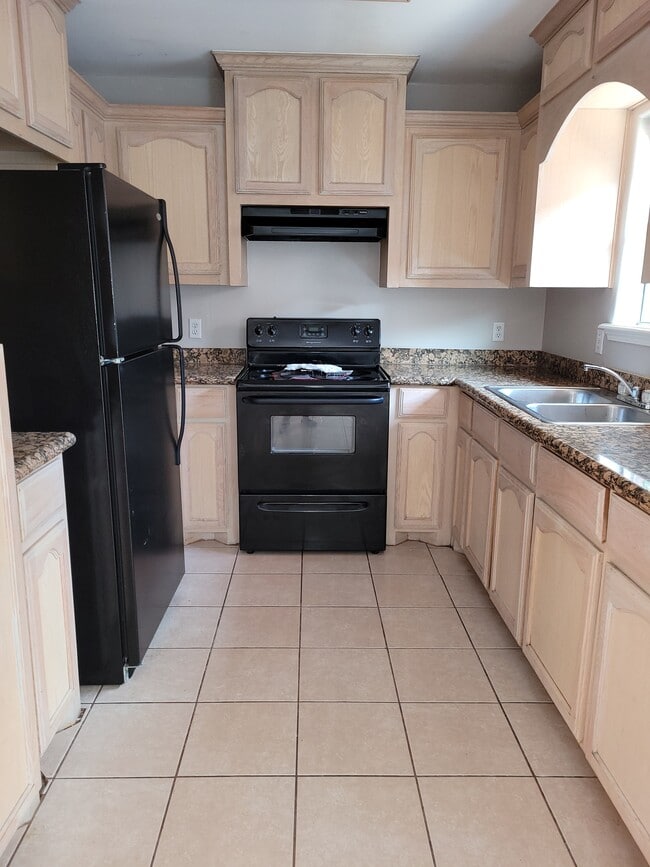 Photo - 629 S Dfw Dr Unit # 2